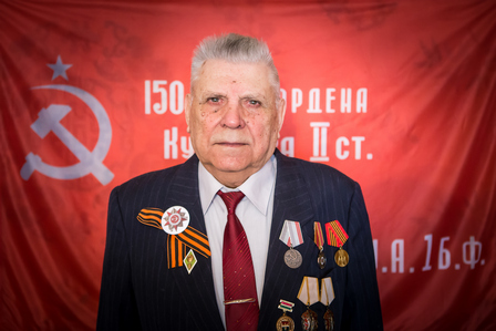В память о подвигах в Великой Отечественной войне сегодня вручили памятную медаль «75 лет Победы в Великой Отечественной войне 1941-1945 г.г.» Леониду Петровичу Чернышёву.