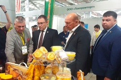 Наш округ принял участие в агропромышленной выставке «АгроКузбасс», где у нас была возможность встретиться с кузбасскими аграриями и обсудить насущные вопросы сельского хозяйства.